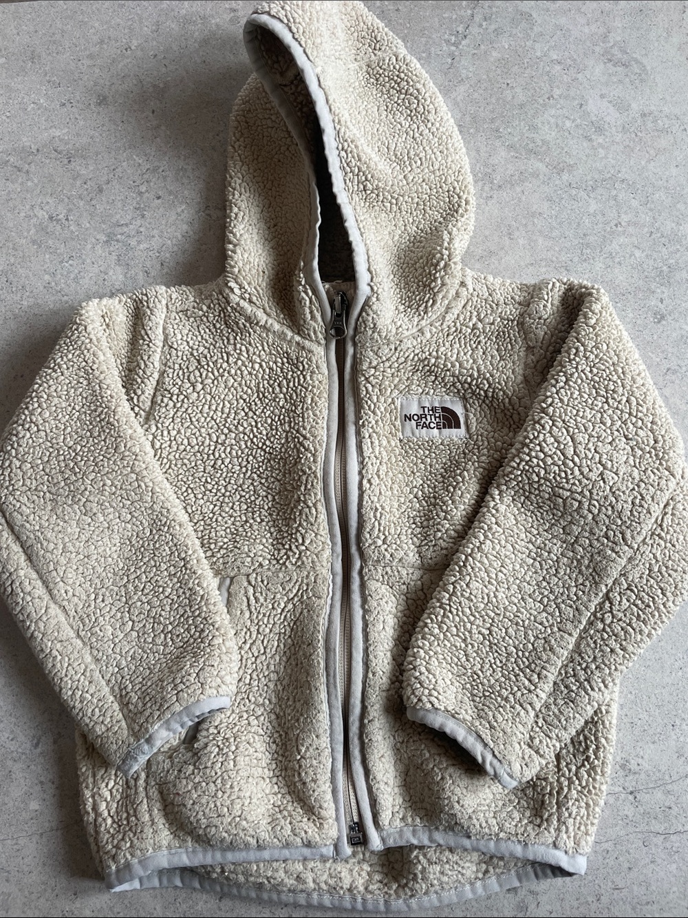 • Sherpa Hooded Zip Jacket (2-3T) The North face